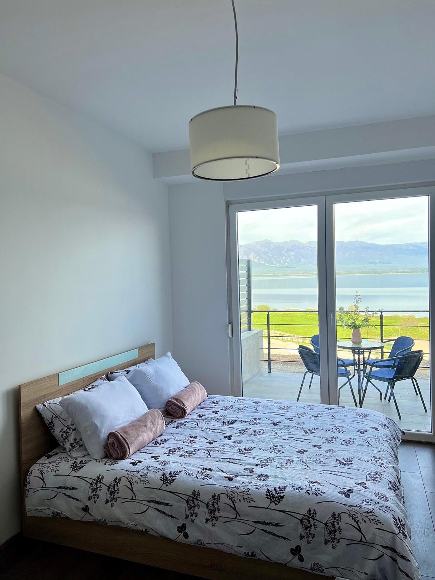 Apartment Lakeview Dimi